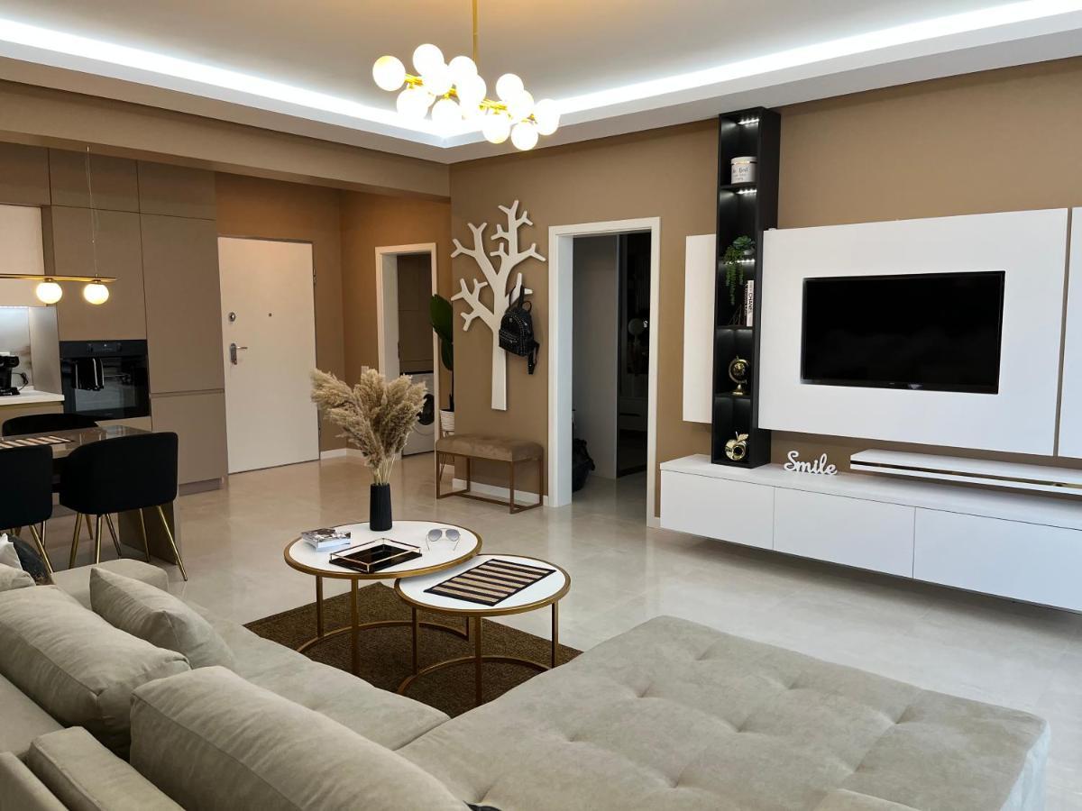 Sas 2 Luxury Apartments 마마이아 외부 사진
