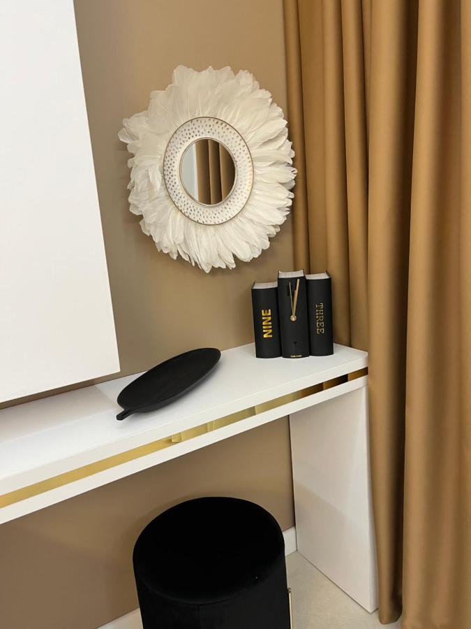 Sas 2 Luxury Apartments 마마이아 외부 사진