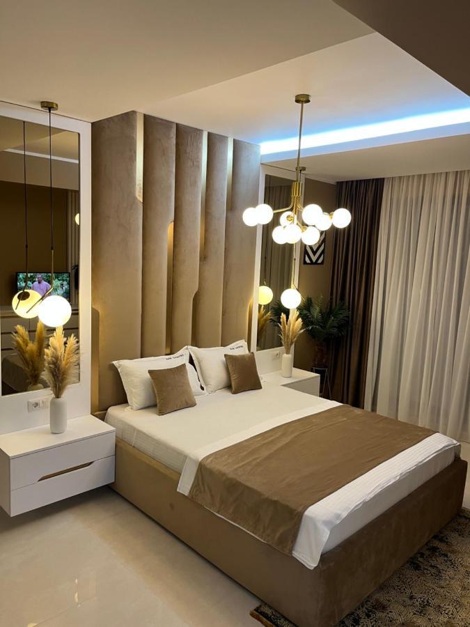 Sas 2 Luxury Apartments 마마이아 외부 사진