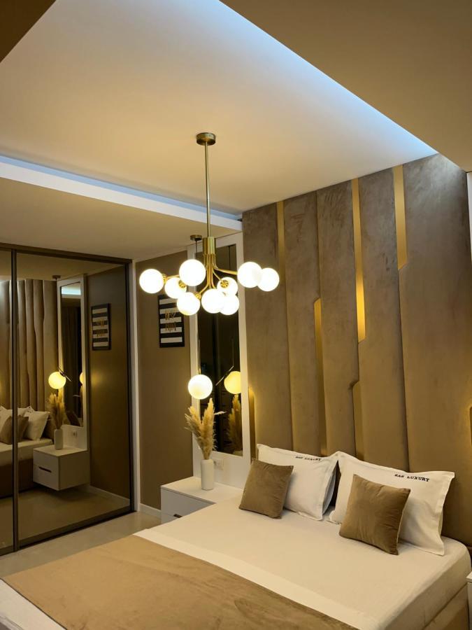 Sas 2 Luxury Apartments 마마이아 외부 사진