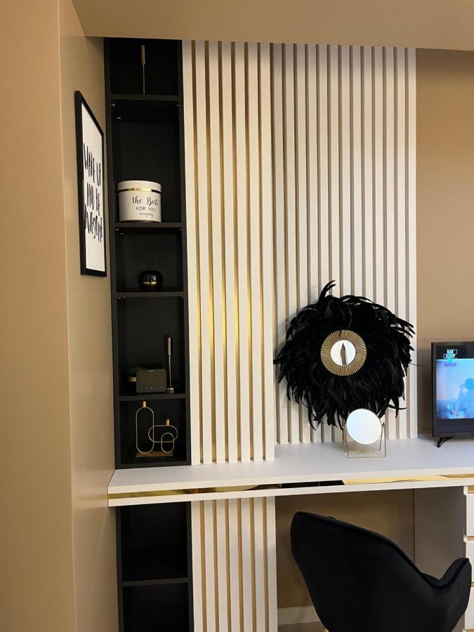 Sas 2 Luxury Apartments 마마이아 외부 사진